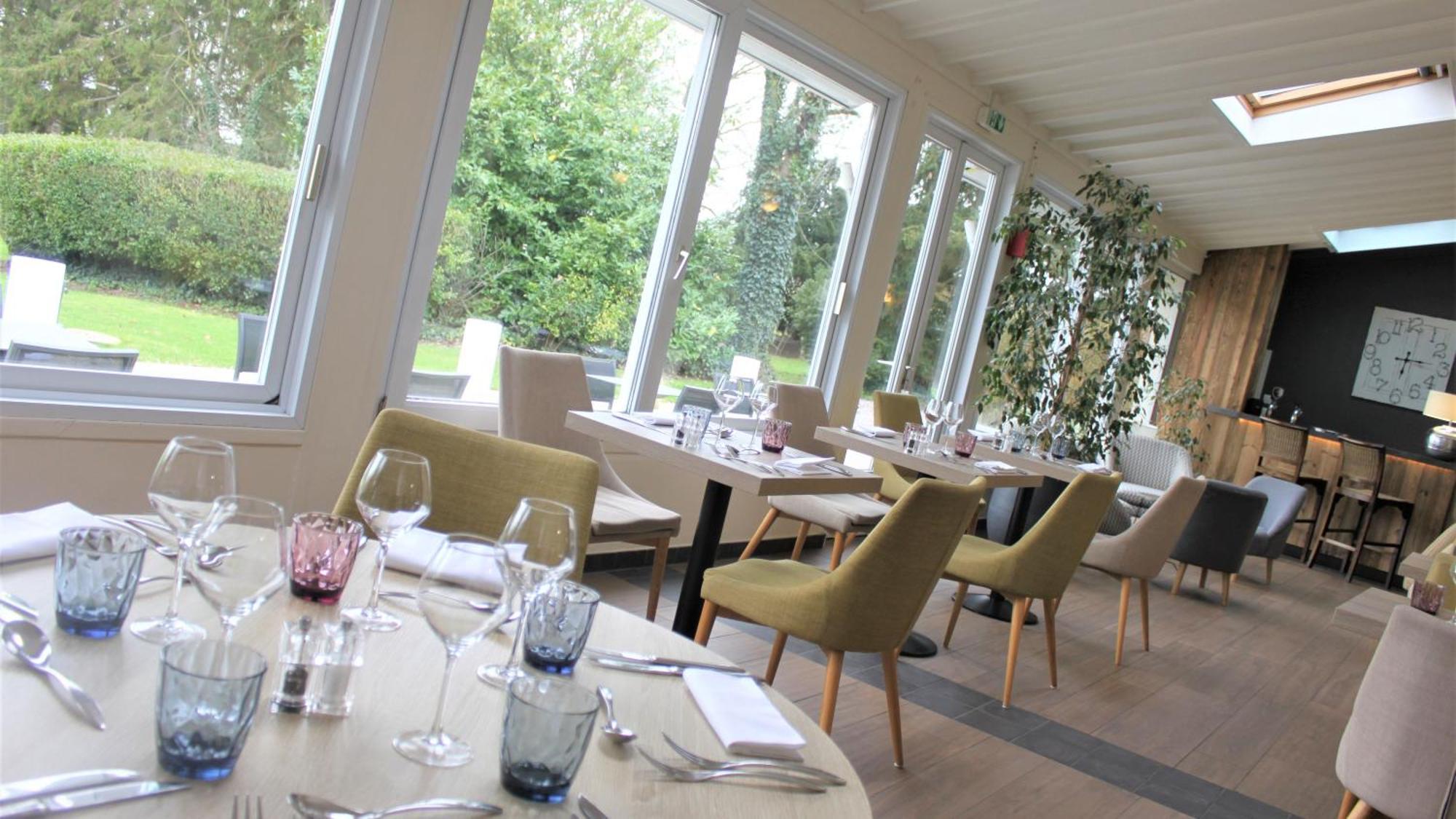 Logis Hotel & Restaurant - Le Manoir De Gavrelle ภายนอก รูปภาพ